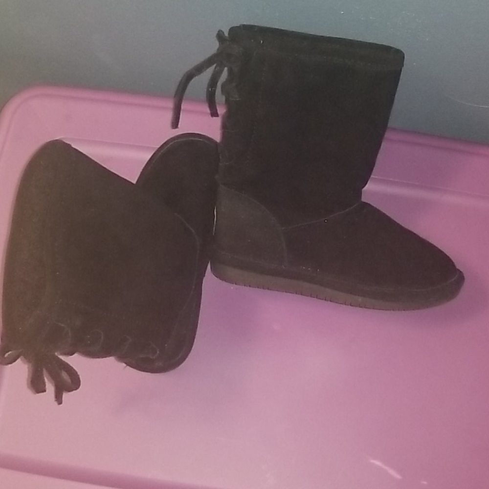 Bearpaw boots